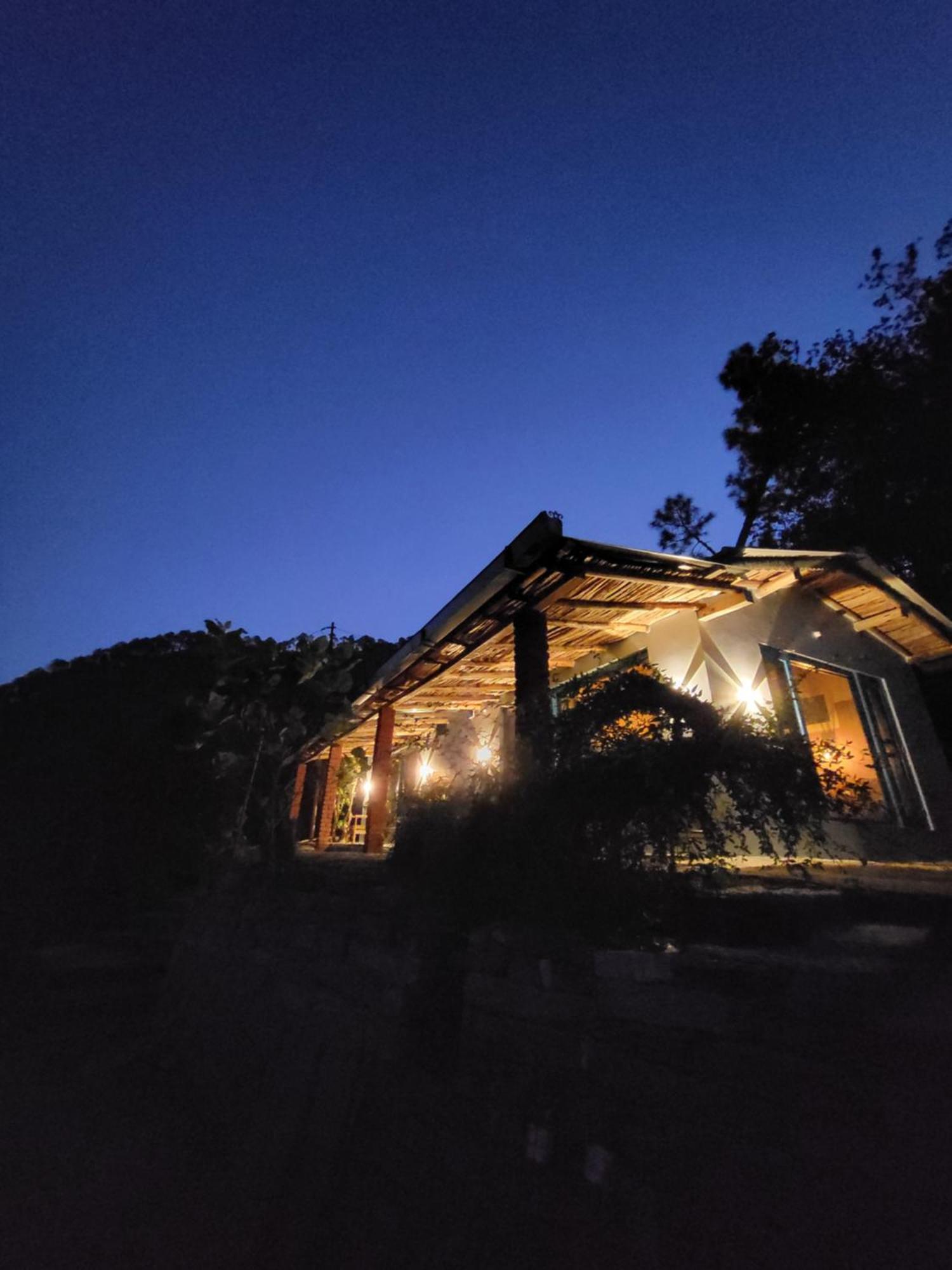 Zenoaks Homestay Almora Exterior foto