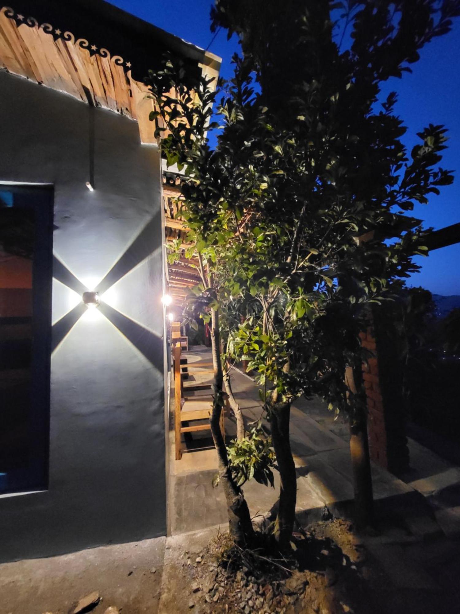 Zenoaks Homestay Almora Exterior foto